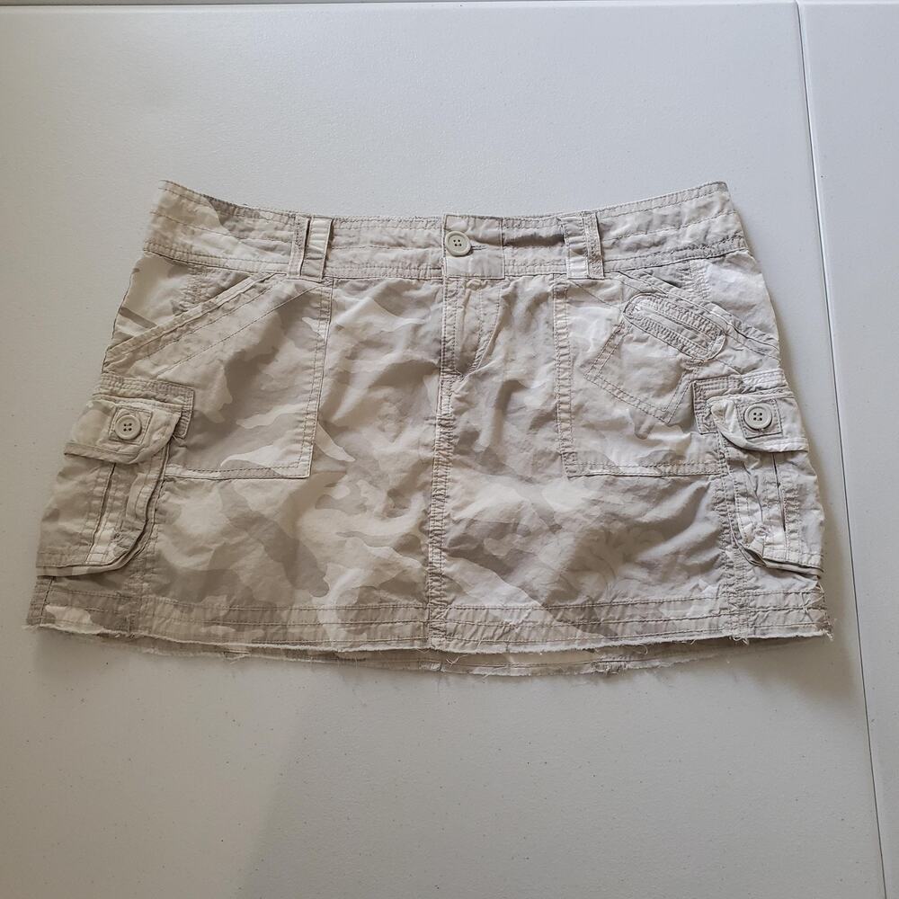 Y2K Micro Skirt Womens Juniors 11 Beige Camo Cargo Mini Raw Hem Pockets